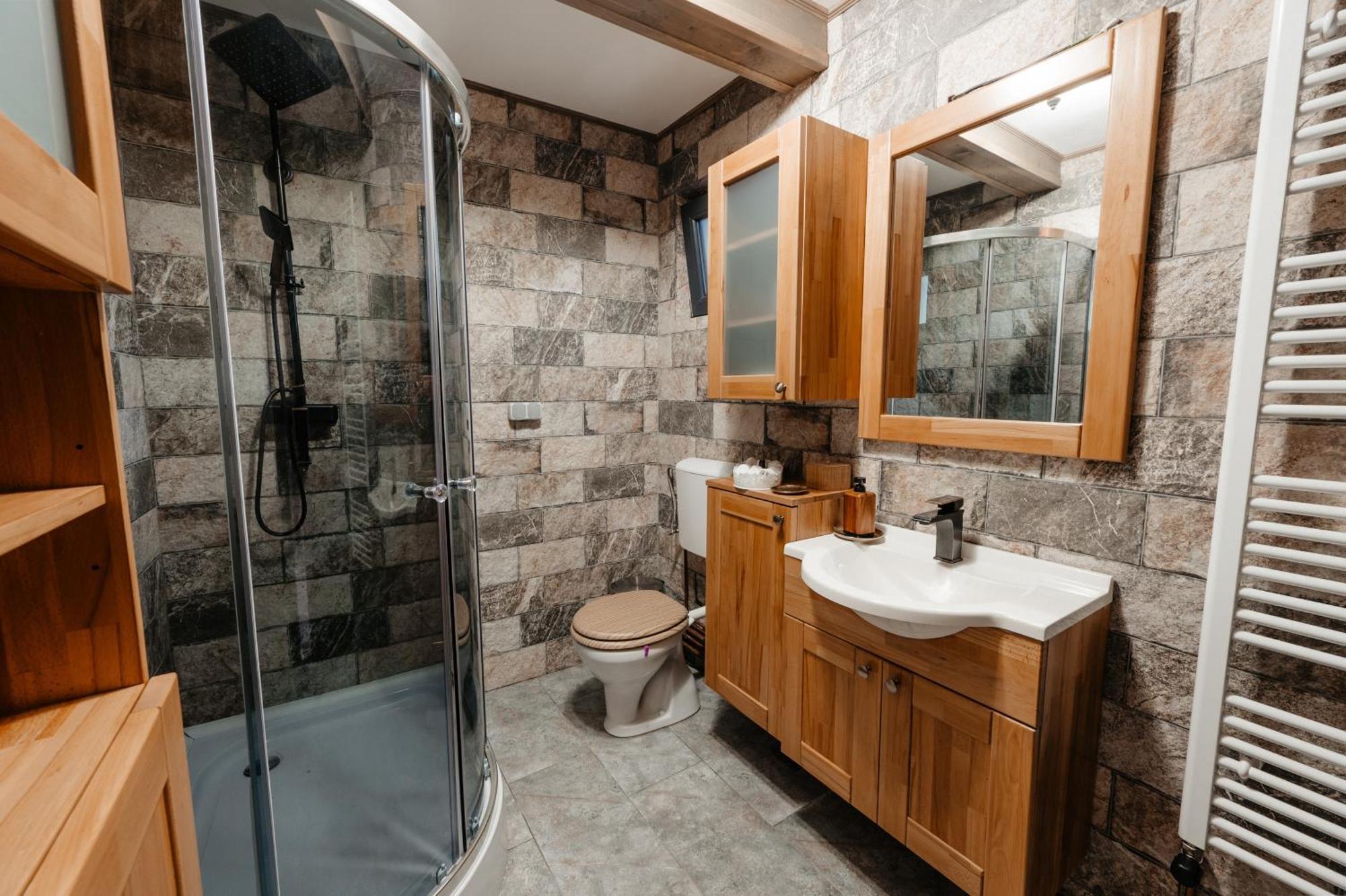 Moonlake Chalet Gainesti Ngoại thất bức ảnh