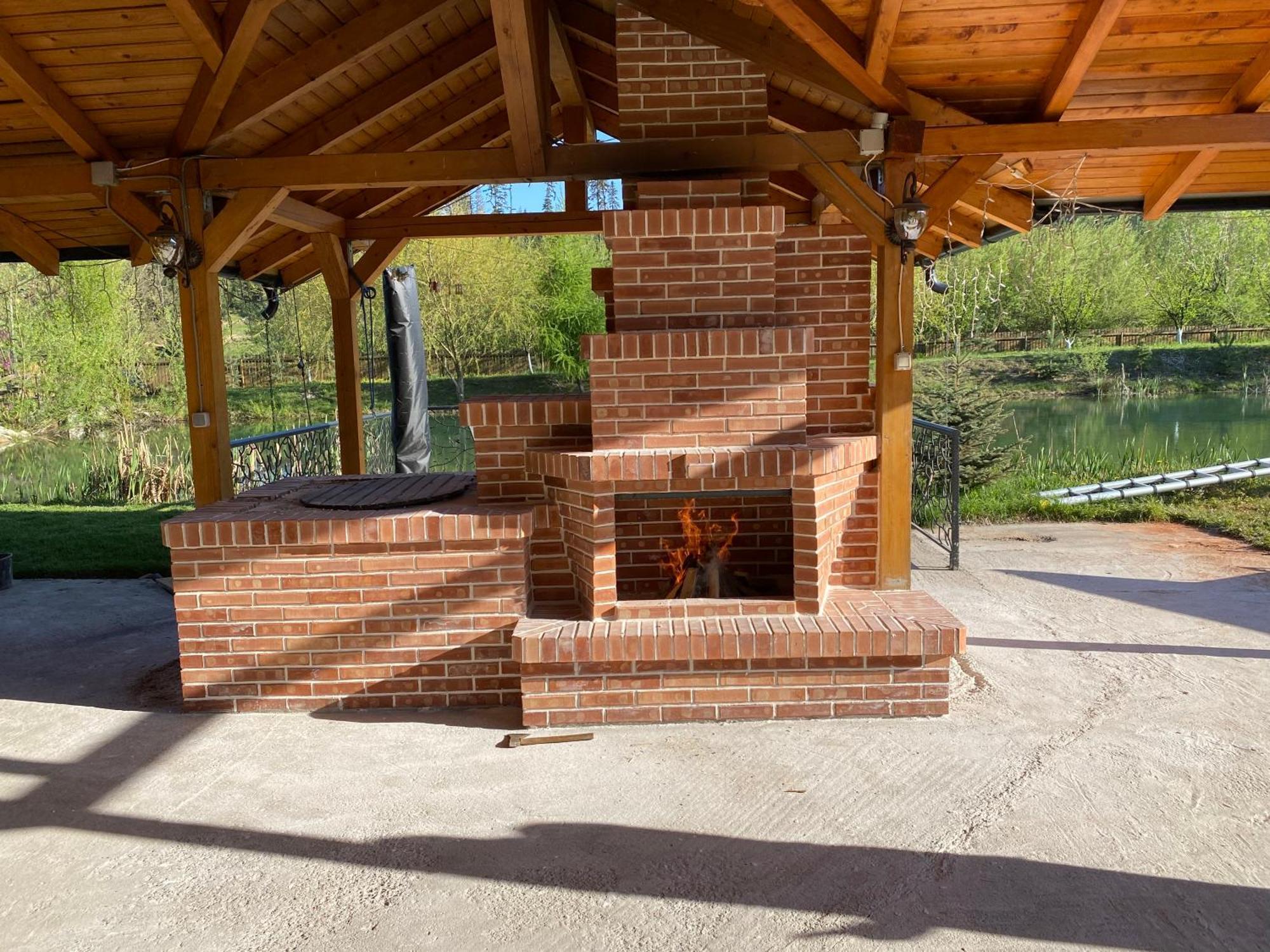Moonlake Chalet Gainesti Ngoại thất bức ảnh